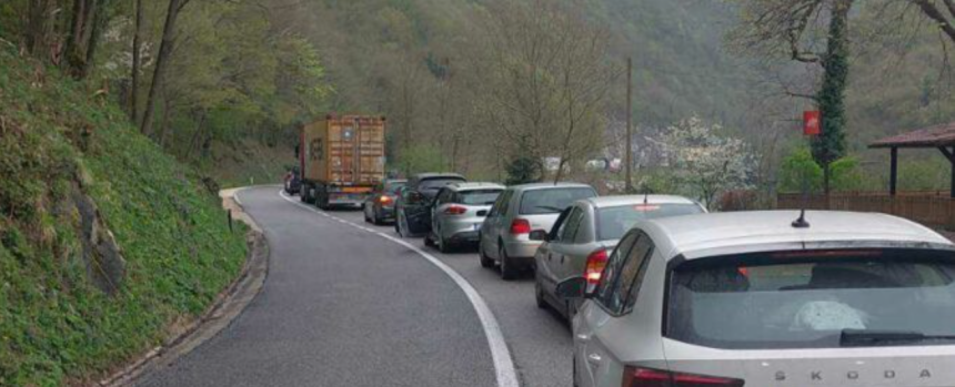 Potpuno blokiran saobraćaj na ulazu u Banjaluku