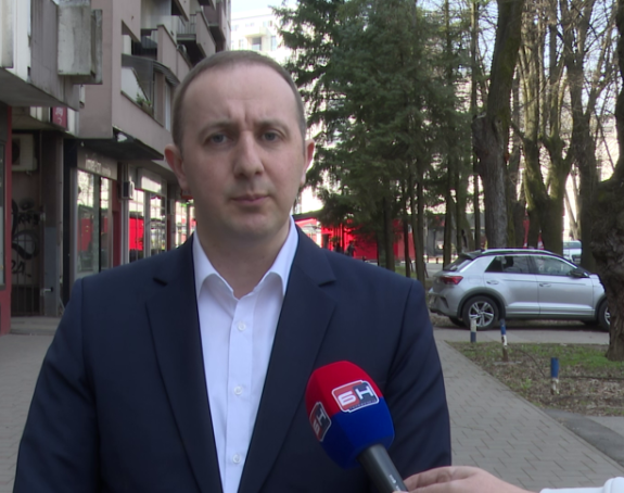 Rokovi su prošli, put je zatvoren: Obmanuli ste građane!