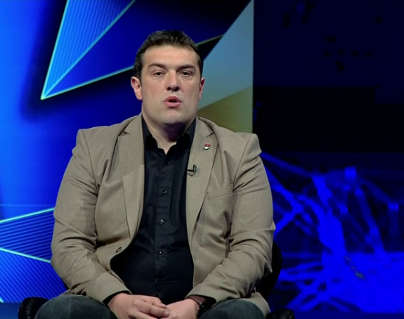 SNSD je jedini koji sluša i provodi sve odluke Šmita!