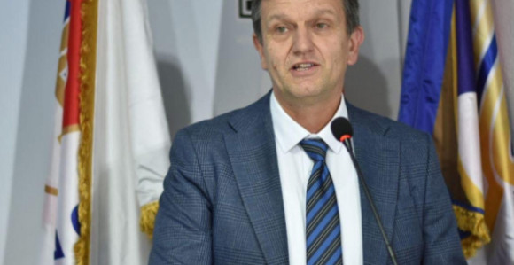 Умјесто 14, врате 4 КМ и тврде да су помогли! То није помоћ, то је понижавање!