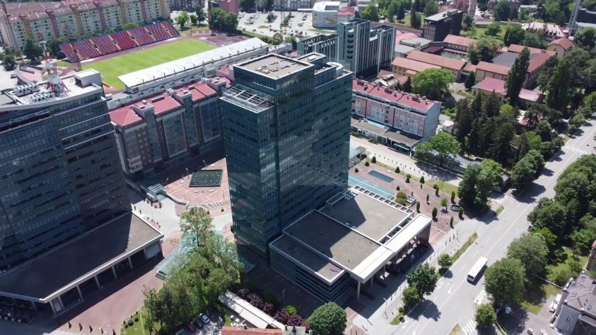 Преко 10 милиона КМ кредита за отплату старих дугова