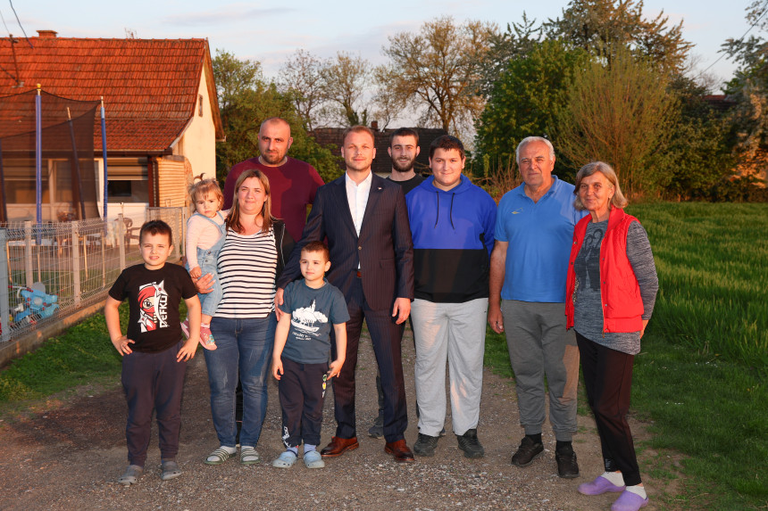 Ključno je podršati selo: Jak poljoprivrednik, jaka država