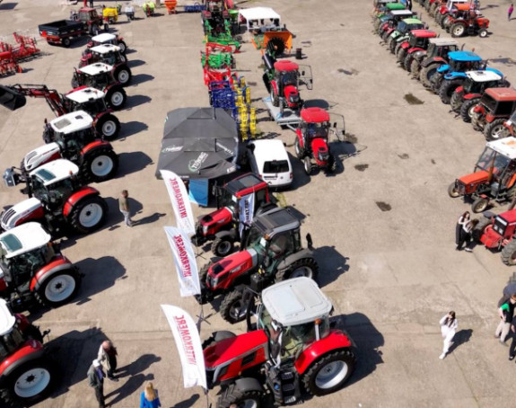 Sedma traktorijada u Šamcu okupila brojne izlagače