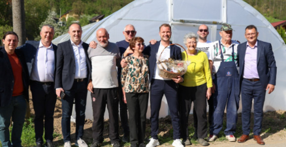 Donacija plastenika kao podrška razvoju sela i poljoprivrede