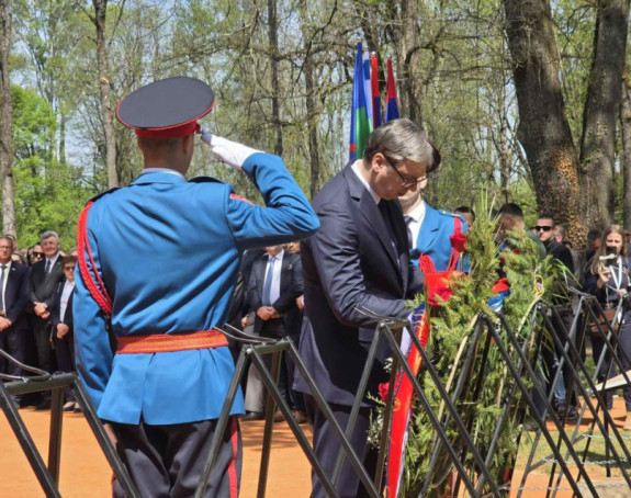 Ukazivanje na stradanja Srba tumači se kao okretanje prošlosti