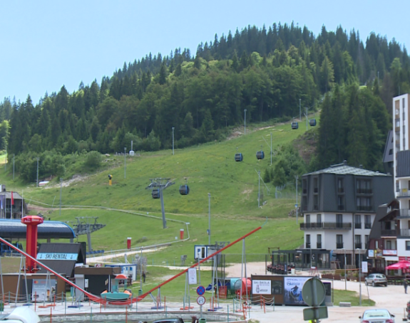 U čijim džepovima završavaju milioni "OC Jahorina" koje vraćaju građani Republike Srpske?