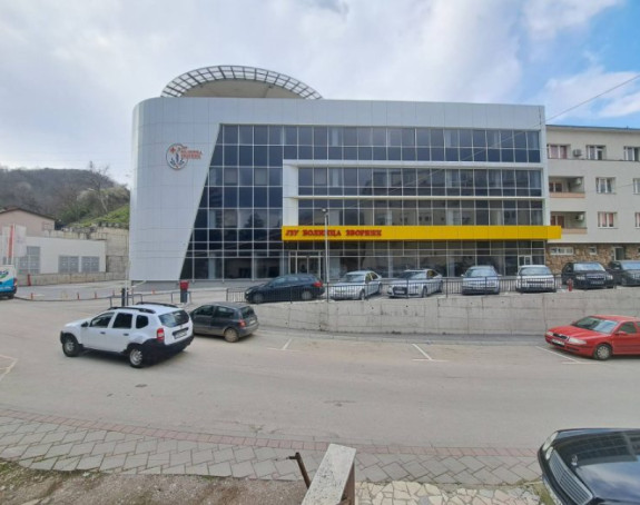 Četiri godine čekaju bolnicu koja je koštala 28 miliona KM