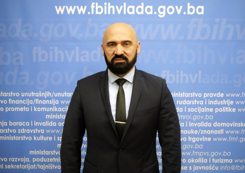 U Federaciji BiH pretresaju ministra unutrašnjih poslova
