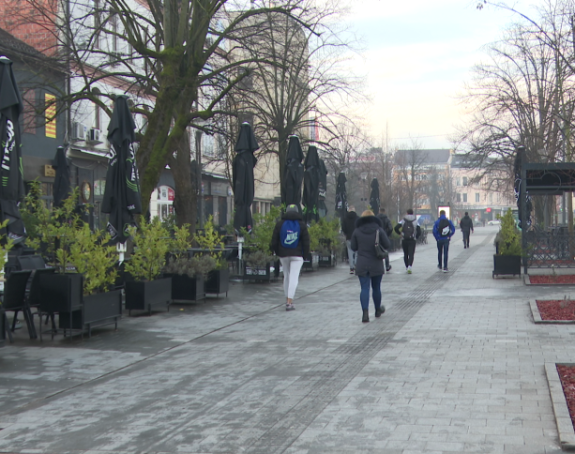 Danas promjenljivo oblačno vrijeme, povremeno kiša