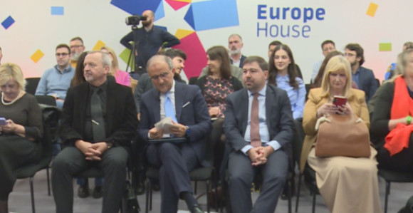 Iz godine u godinu povećava se broj napada na novinare