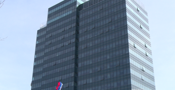 Vlada RS se hvali mjerama, a kažu da je majkama četvoro i više djece dovoljno 750 KM?!