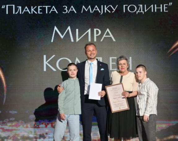 "Majka godine" - usvojila djecu sa Daun sindromom