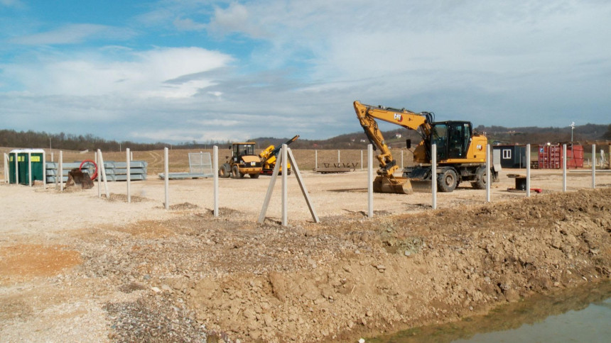 Sporna gradnja solarnih elektrana kod Doboja