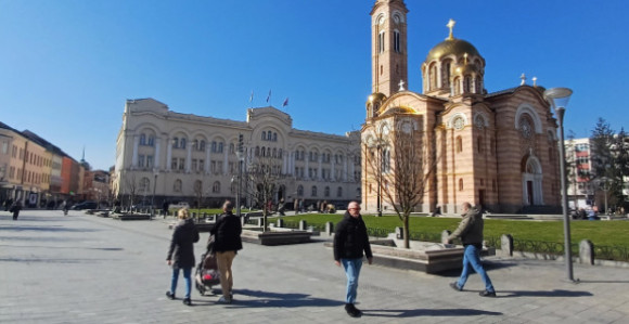 Tokom dana pretežno sunčano, poslije podne moguća kiša