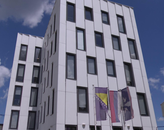 Bijeljina: Zapaljena vozila predsjednika Privredne komore