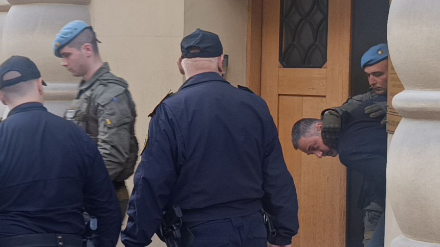 Страшни детаљи убиства: Бившу супругу тукао, везао, па пуцао