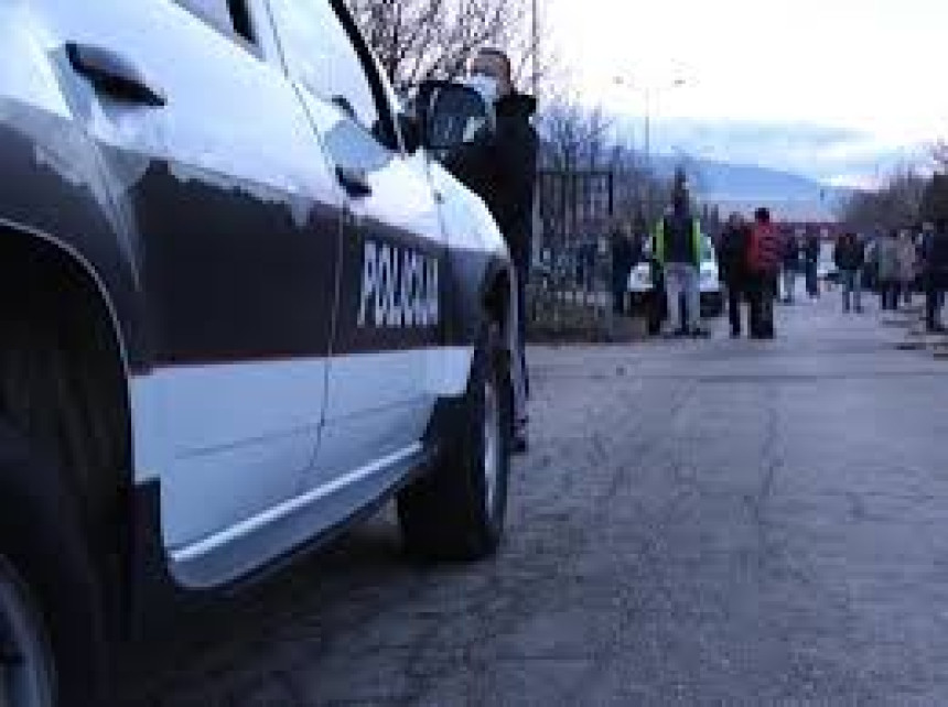 Ubica brata poznat policiji, zbog njega blokirali grad