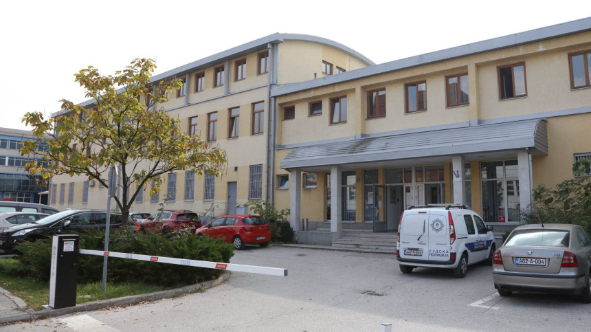 Потврђена оптужница због покушаја убиства супруга
