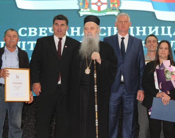 Mitropolitu Fotiju najveće priznanje opštine Lopare