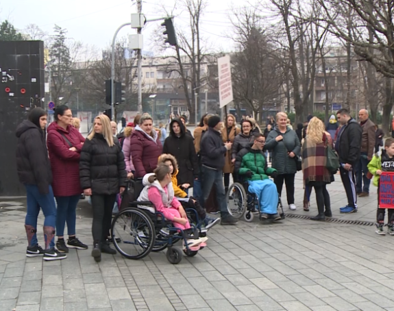 Šeranić najavljuje izmjene zakona, roditelji protiv