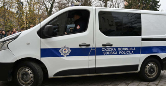 Ухапшено лице са потјернице и предато у КПЗ Фоча