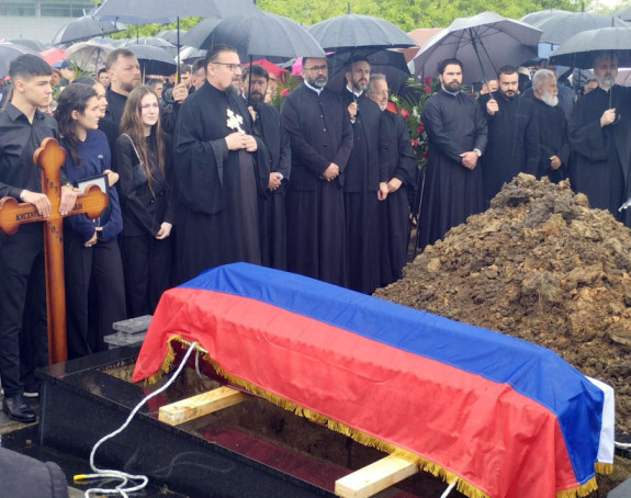 Boban Kusturić sahranjen uz najviše počasti