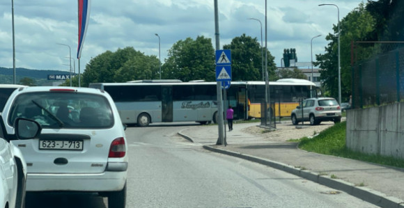 Banjaluka: Sudar autobusa, ogromne gužve (FOTO/VIDEO)