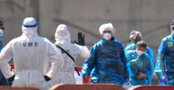 Kako će se evakuisati putnici sa zaraženog kruzera?
