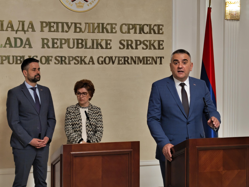 Влада Српске узела кредит на 32 године отплате?!