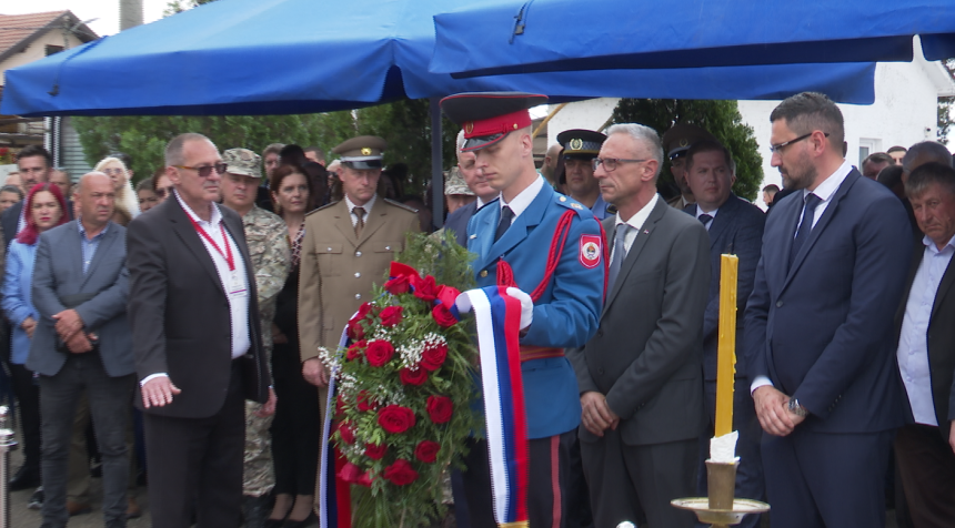 Тузла: 34 године од напада на колону ЈНА