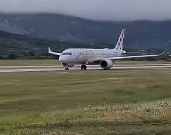 Hrvatska: Avion sa 132 putnika izletio s piste (VIDEO)