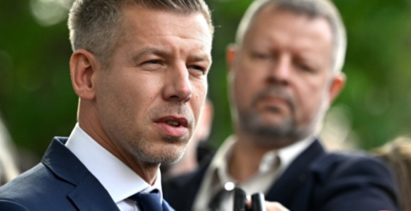 Mađar: Prijava zbog vreća sa uništenim dokumentima