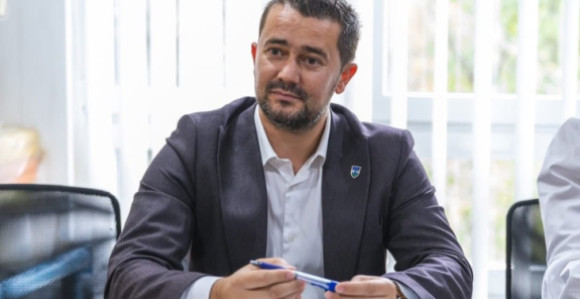 Uhapšen kantonalni ministar obrazovanja Denis Osmankić