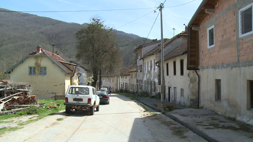 Vlast dijeli milione za SNSD-ove opštine, ostalim mrvice