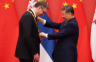 Vučić Siju uručio poklone kojima se Srbija ponosi