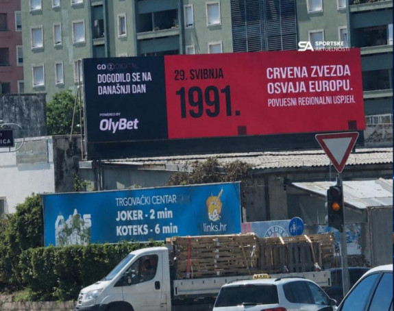 Bilbord o uspjehu Crvene zvezde na nevjerovatnom mjestu