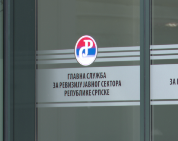 Revizori u Srpskoj žmure na očigledne zloupotrebe vlasti?!