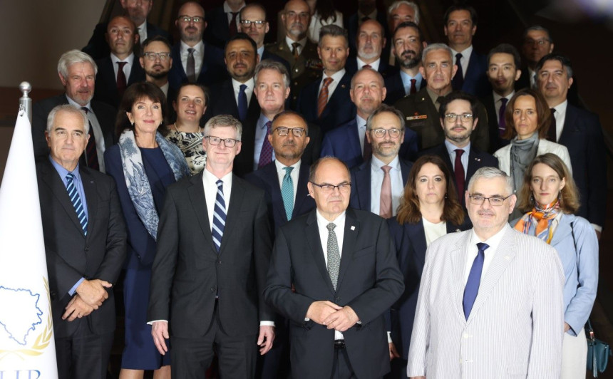 Neformalna večera i usaglašavanje oko statusa OHR-a