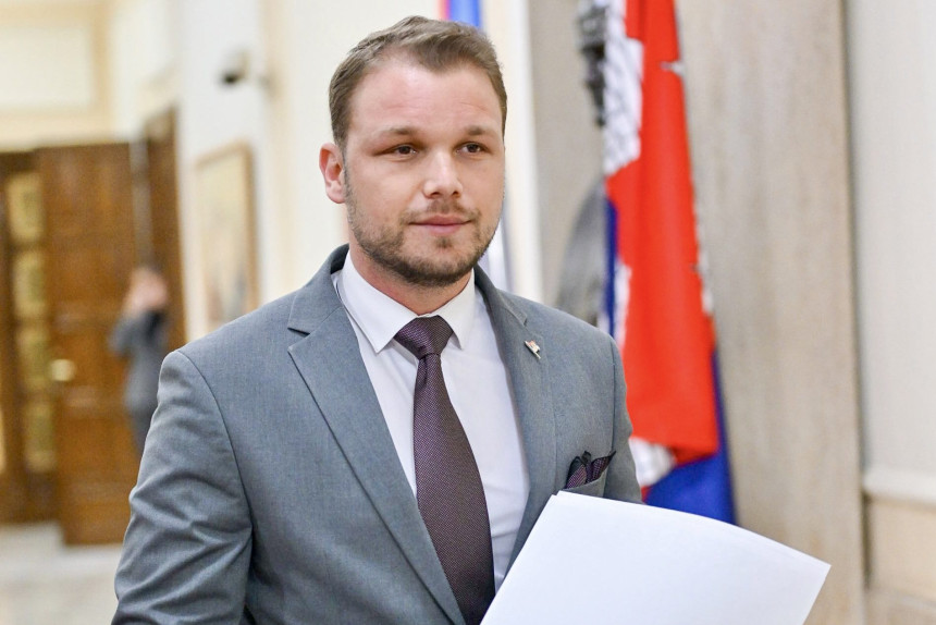 Станивуковић: Личне инвалиднине расту на 800 марака!