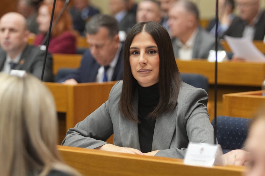 Dodik gradio ličnu poziciju na uštrb institucija Srpske