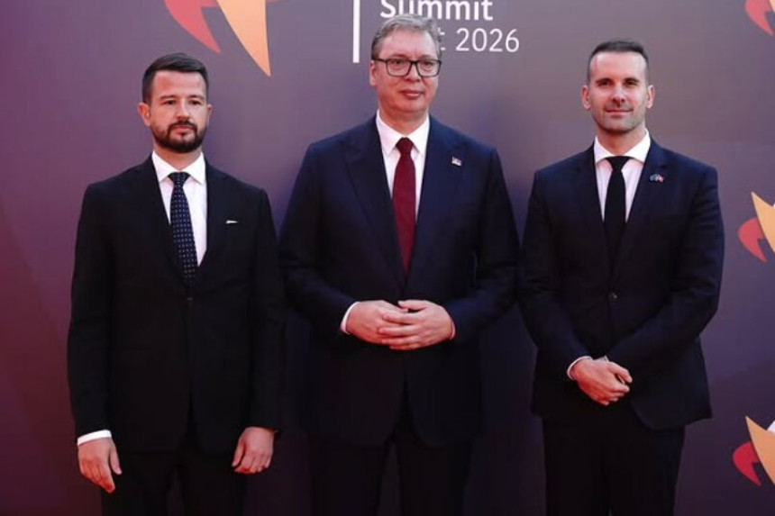 Vučić se sastao sa Milatovićem i Spajićem u Tivtu