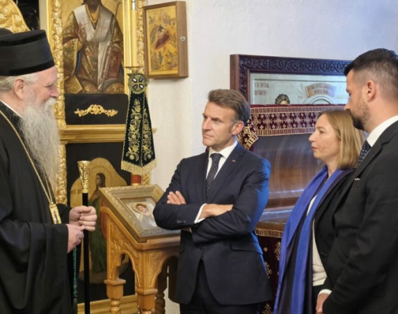 Makron u društvu Milatovića posjetio Cetinjski manastir