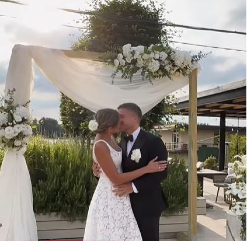 Oženio se Saša Kovačević, isplivale prve fotografije