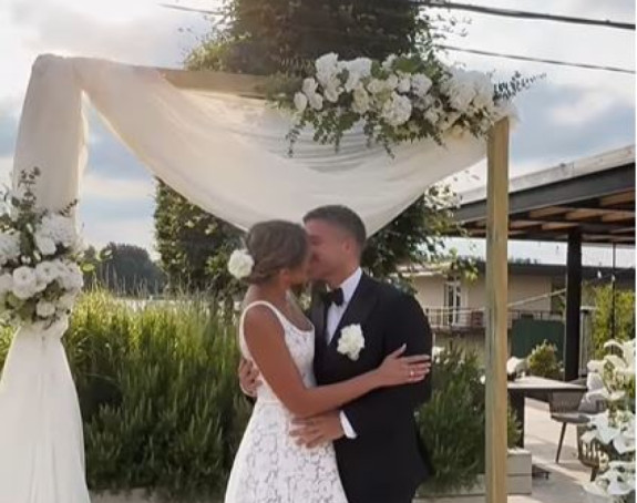 Oženio se Saša Kovačević, isplivale prve fotografije