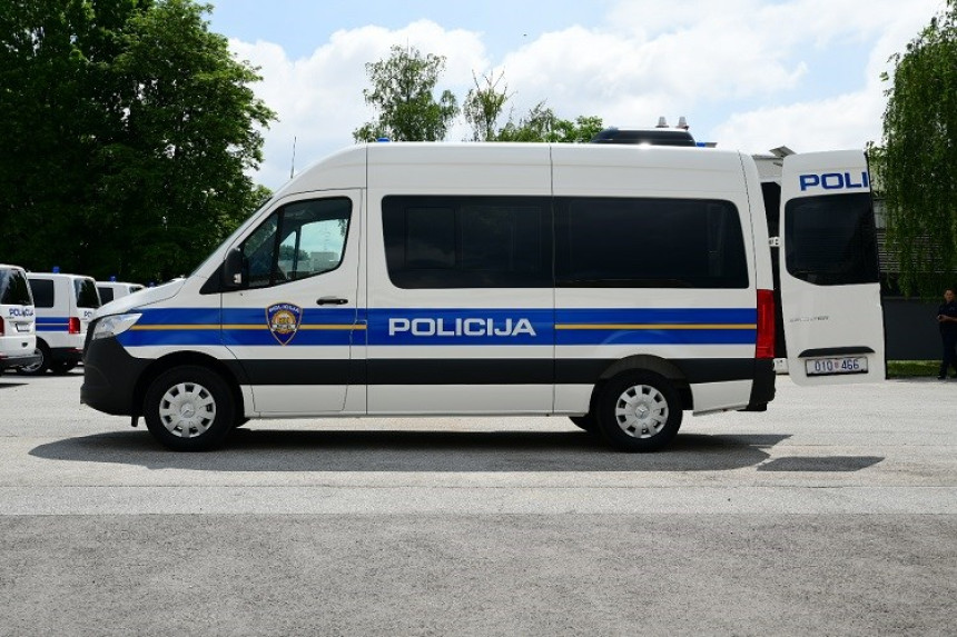 HR: Na autoputu A4 saobraćaj prekinut zbog curenja plina