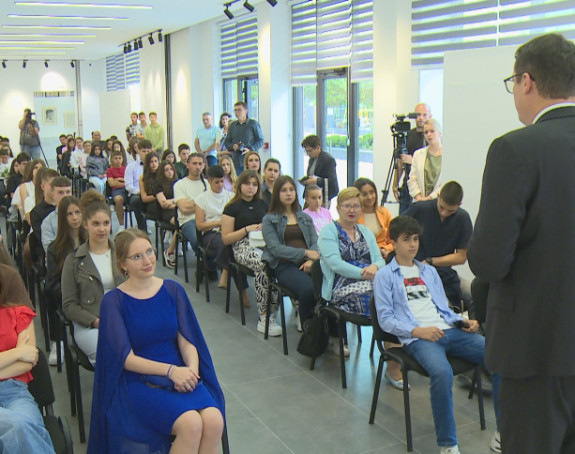 Istočna Ilidža nagradila najbolje učenike i vukovce