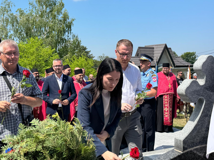 Непријатно је било слушати оправдане звиждуке народа Милораду Додику