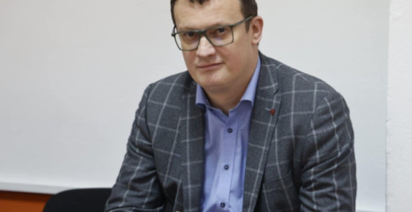 Sistemski riješiti pitanje odlaska i statusa ljekara