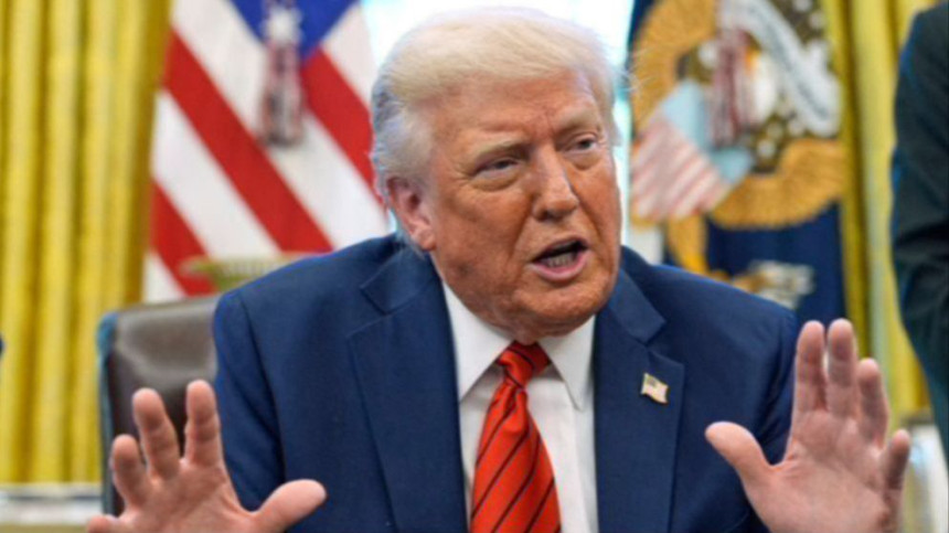 Трамп критиковао Сенат због резолуције о Ирану