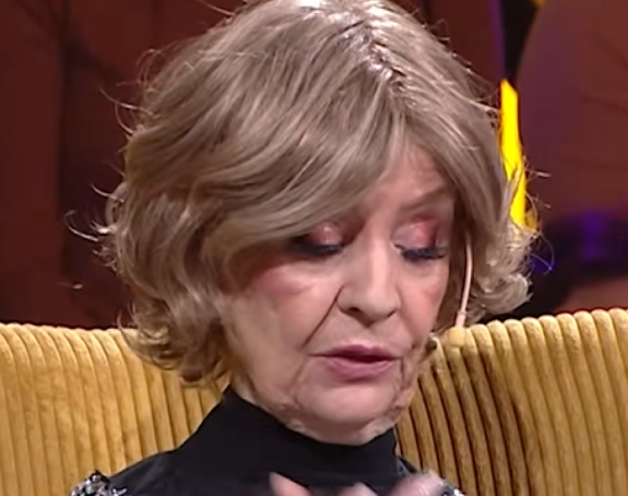 Lepa Lukić pala u prodavnici, zadobila dva preloma